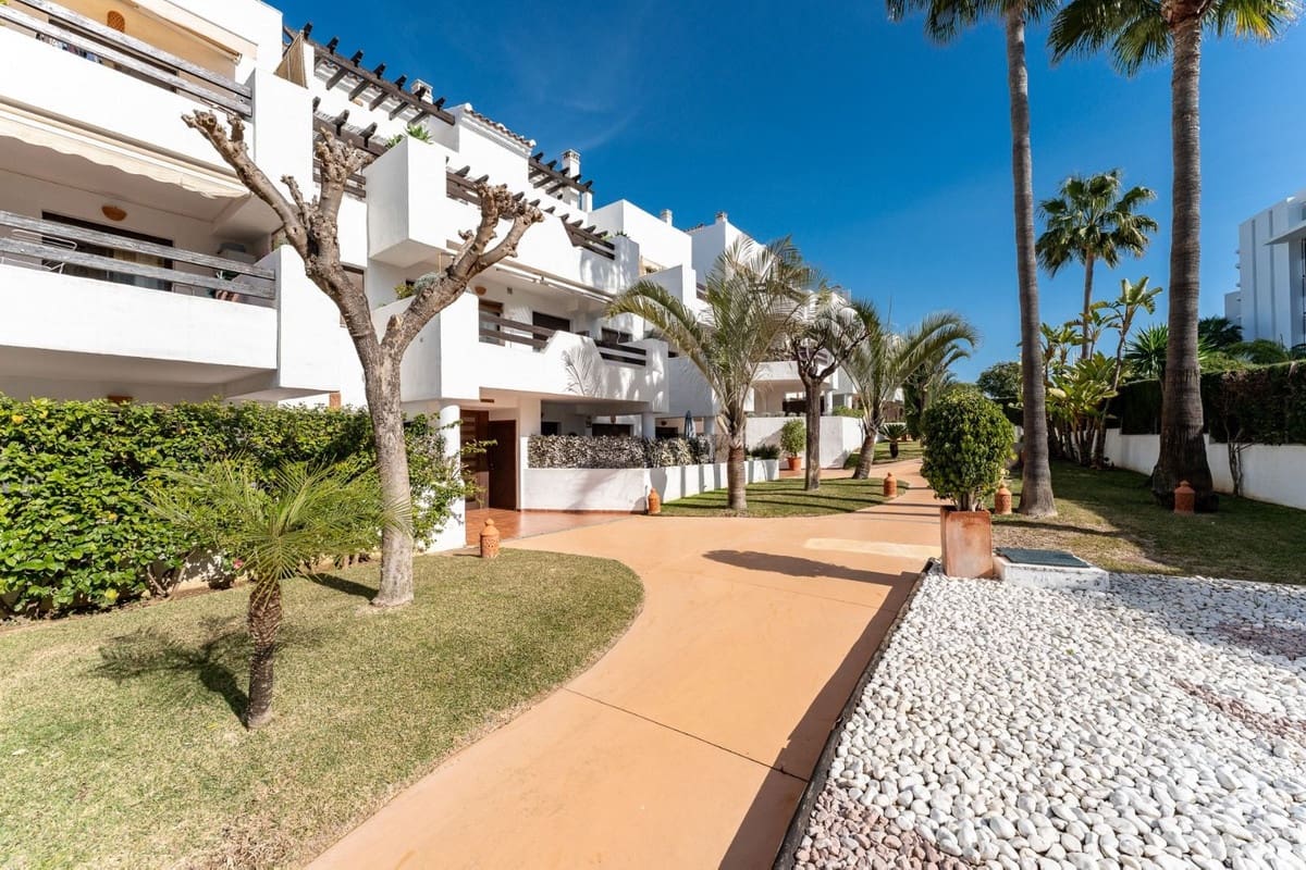 3 slaapkamer Appartement te koop in Costalita met zwembad garage - € 436.000 (Ref: 10033572)