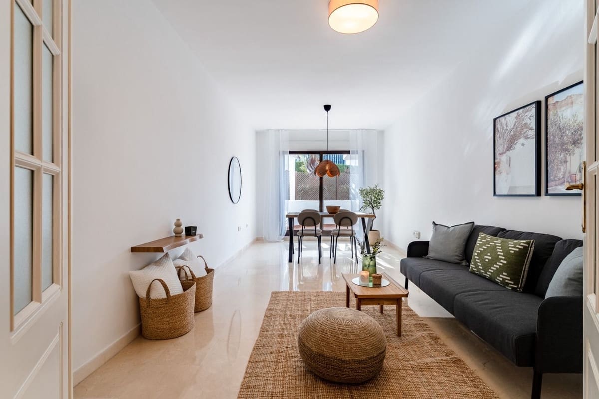 3 slaapkamer Appartement te koop in Costalita met zwembad garage - € 436.000 (Ref: 10033572)