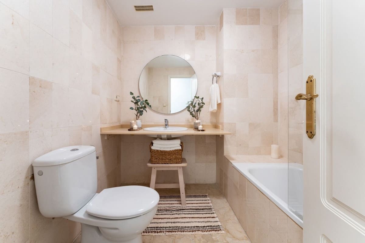 3 slaapkamer Appartement te koop in Costalita met zwembad garage - € 436.000 (Ref: 10033572)