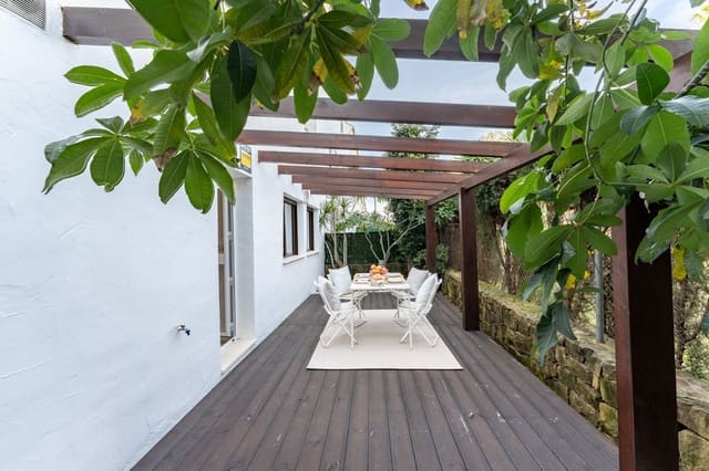3 slaapkamer Appartement te koop in Costalita, Estepona met zwembad garage - € 436.000 (Ref: 10033572)