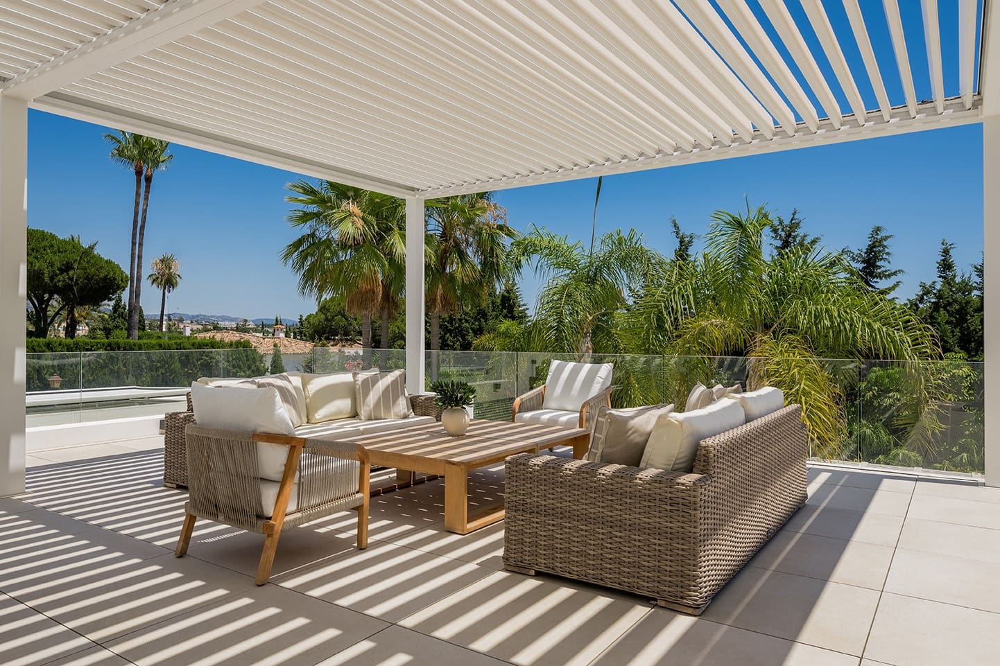 4 sypialnia Willa na sprzedaż w Marbella z basenem garażem - 4 995 000 € (Ref: 10033574)