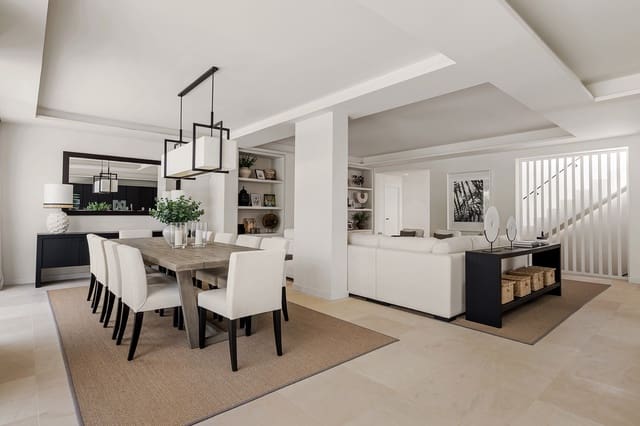 4 sypialnia Willa na sprzedaż w Los Naranjos, Marbella z basenem garażem - 4 995 000 € (Ref: 10033574)