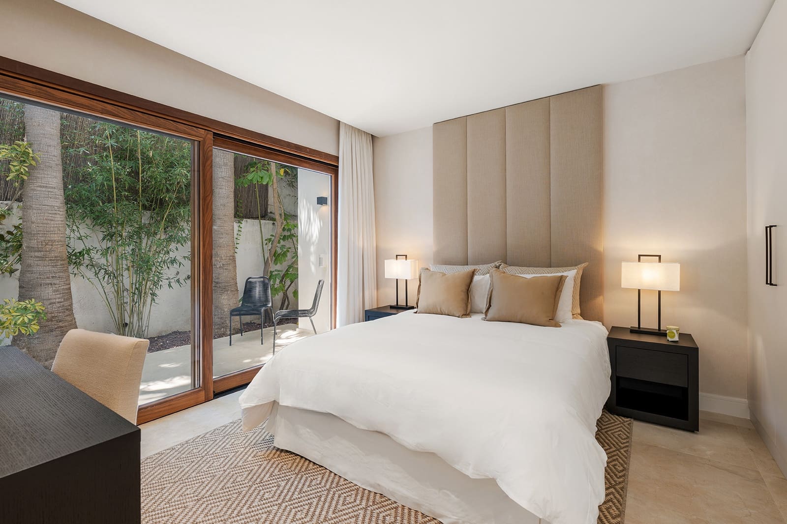 4 sypialnia Willa na sprzedaż w Marbella z basenem garażem - 4 995 000 € (Ref: 10033574)