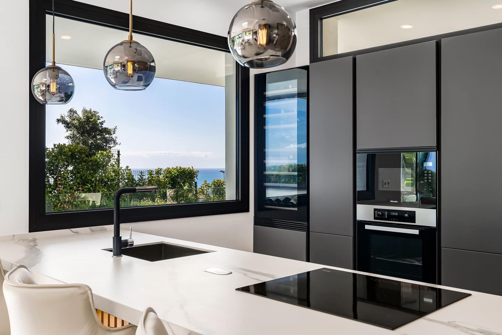 4 soveværelse Villa til salg i Marbella med swimmingpool garage - € 3.500.000 (Ref: 10033575)