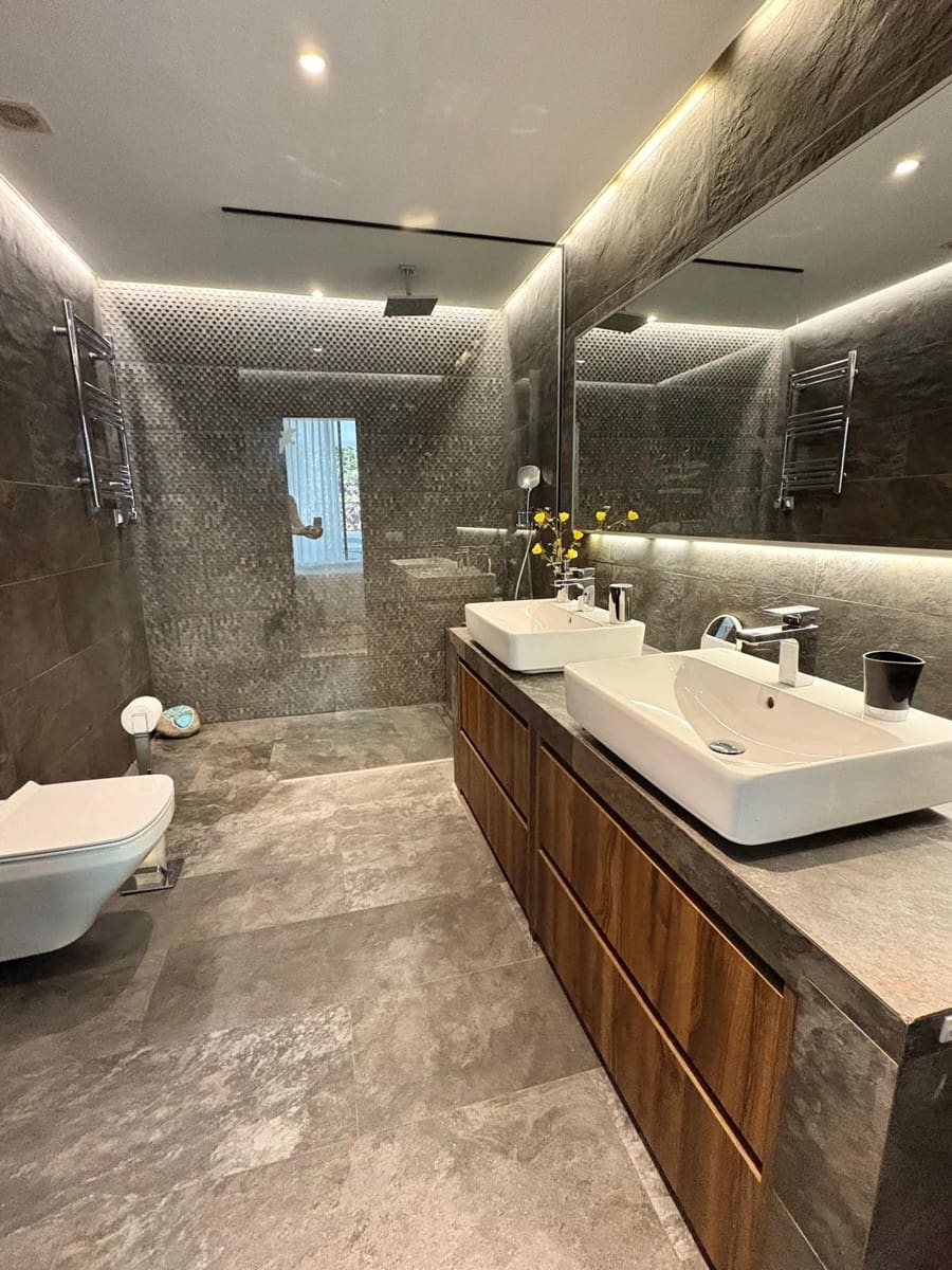 2 Zimmer Apartment zu verkaufen in La Quinta mit Pool Garage - 595.000 € (Ref: 10044650)