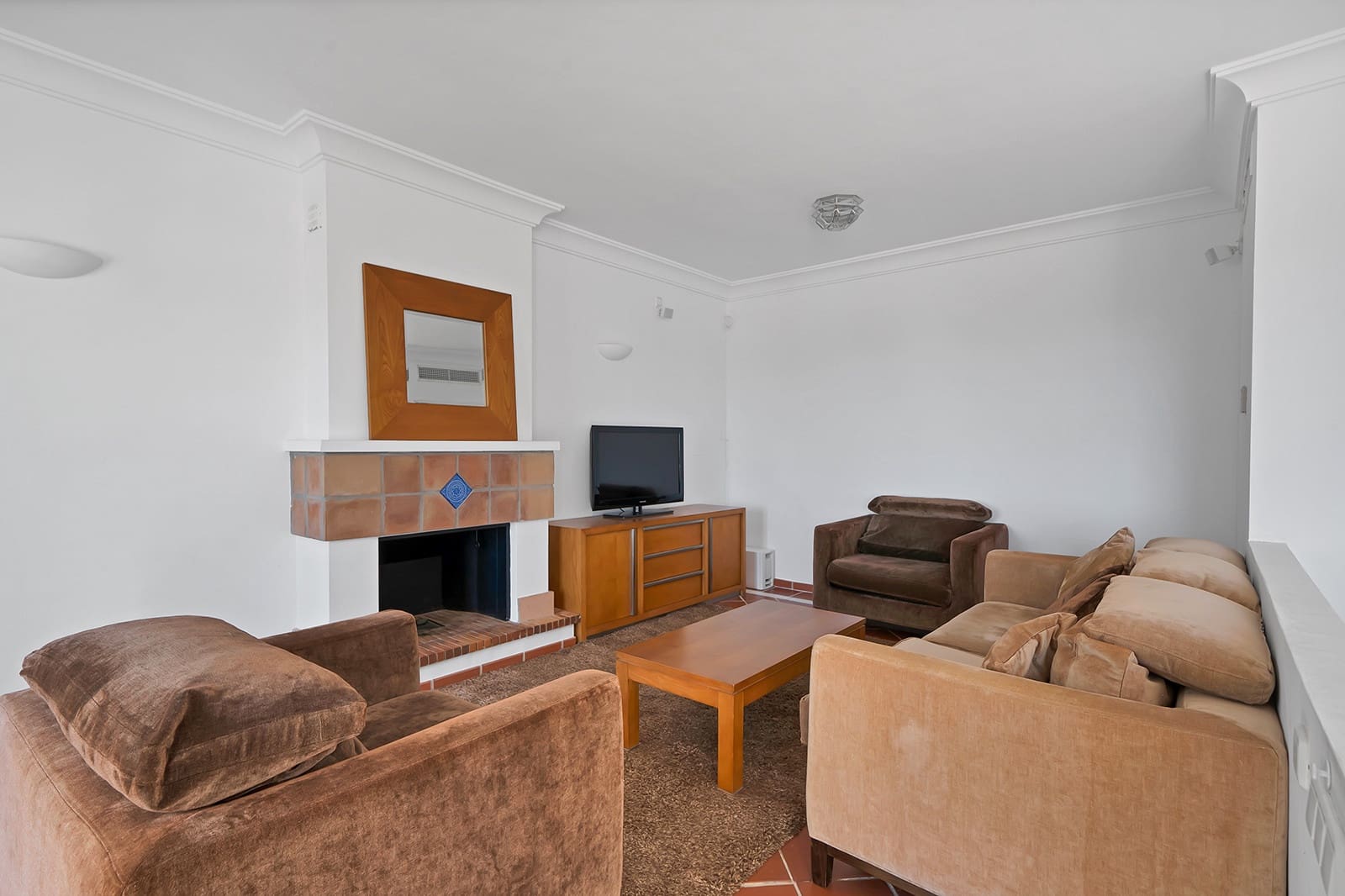 3 chambre Maison de Ville à vendre à Benahavis avec piscine garage - 595 000 € (Ref: 10044653)