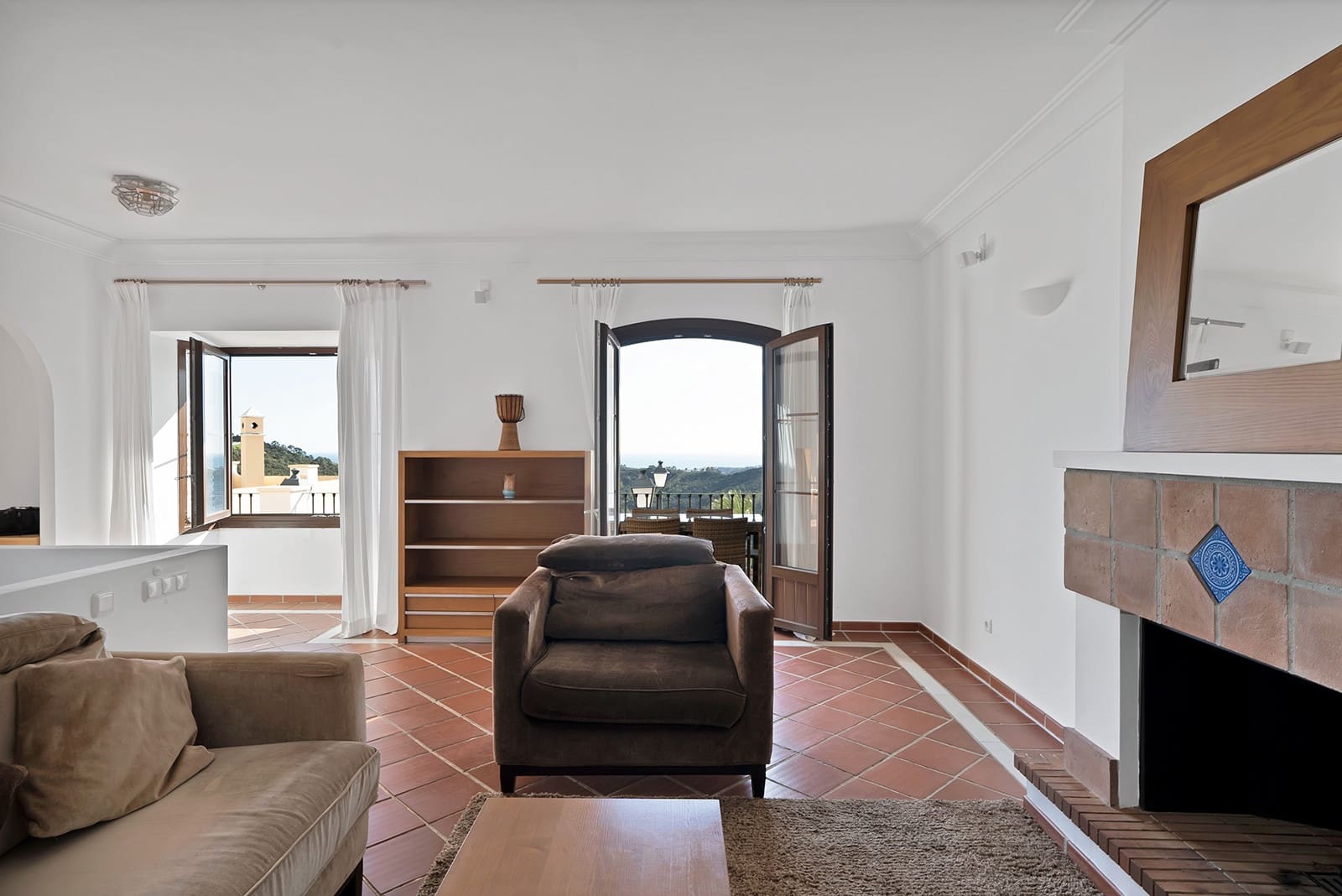 3 chambre Maison de Ville à vendre à Benahavis avec piscine garage - 595 000 € (Ref: 10044653)