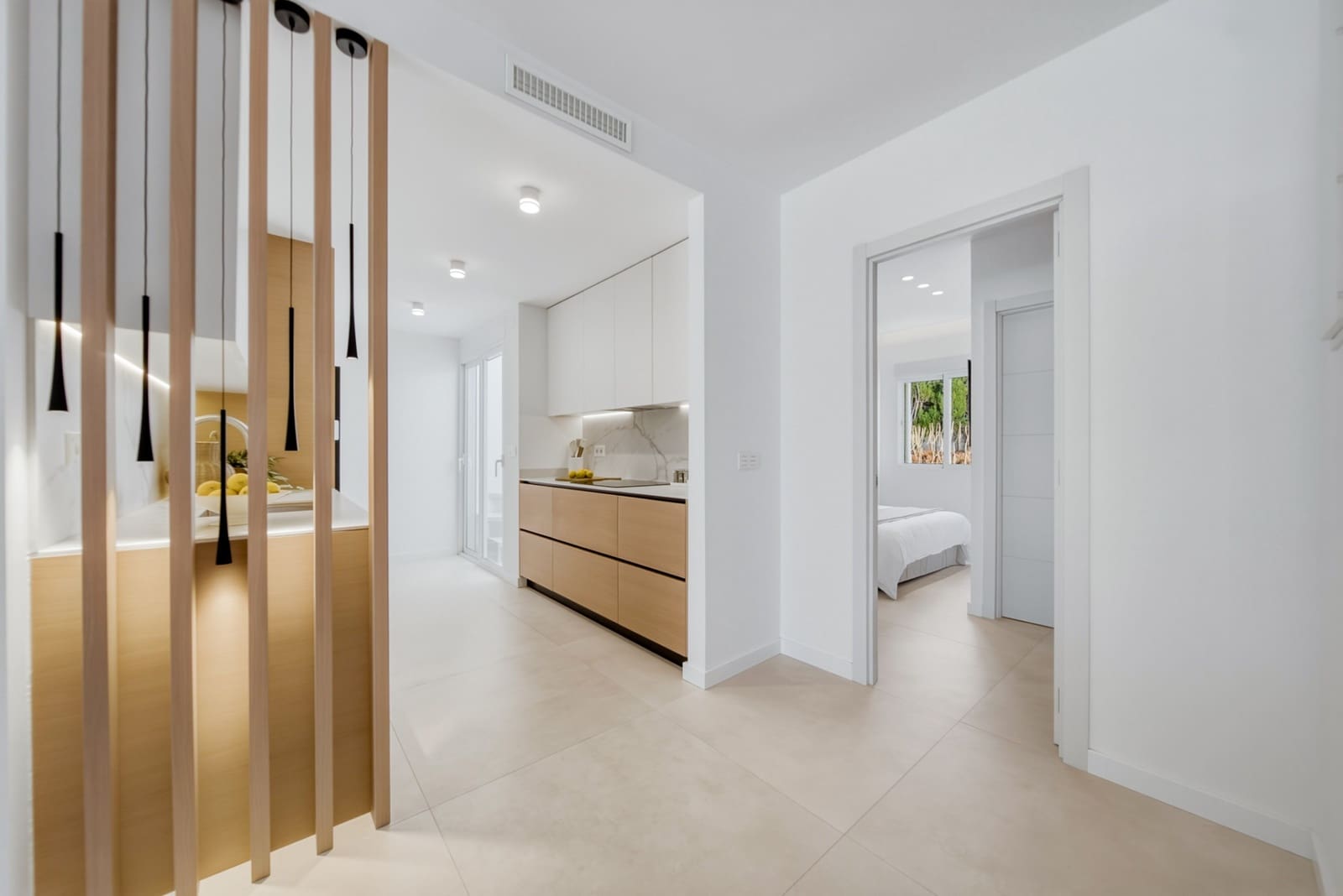 2 sypialnia Penthouse na sprzedaż w Marbella z basenem garażem - 945 000 € (Ref: 10044656)