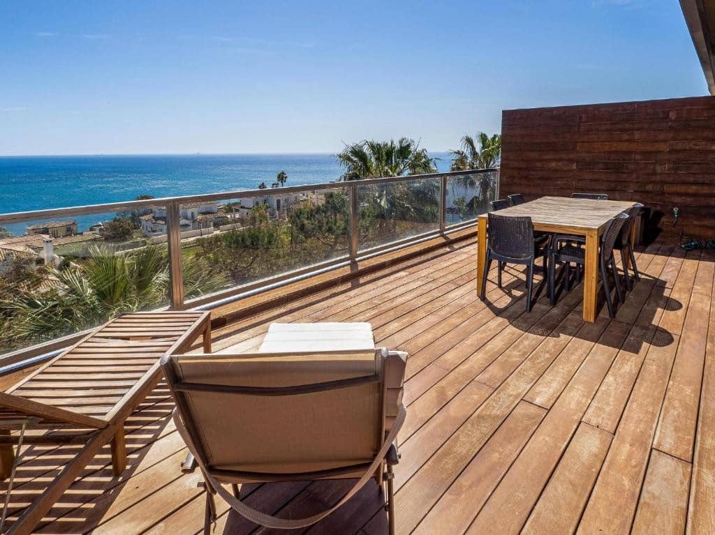 2 sypialnia Penthouse na sprzedaż w Manilva z basenem garażem - 420 000 € (Ref: 10044658)