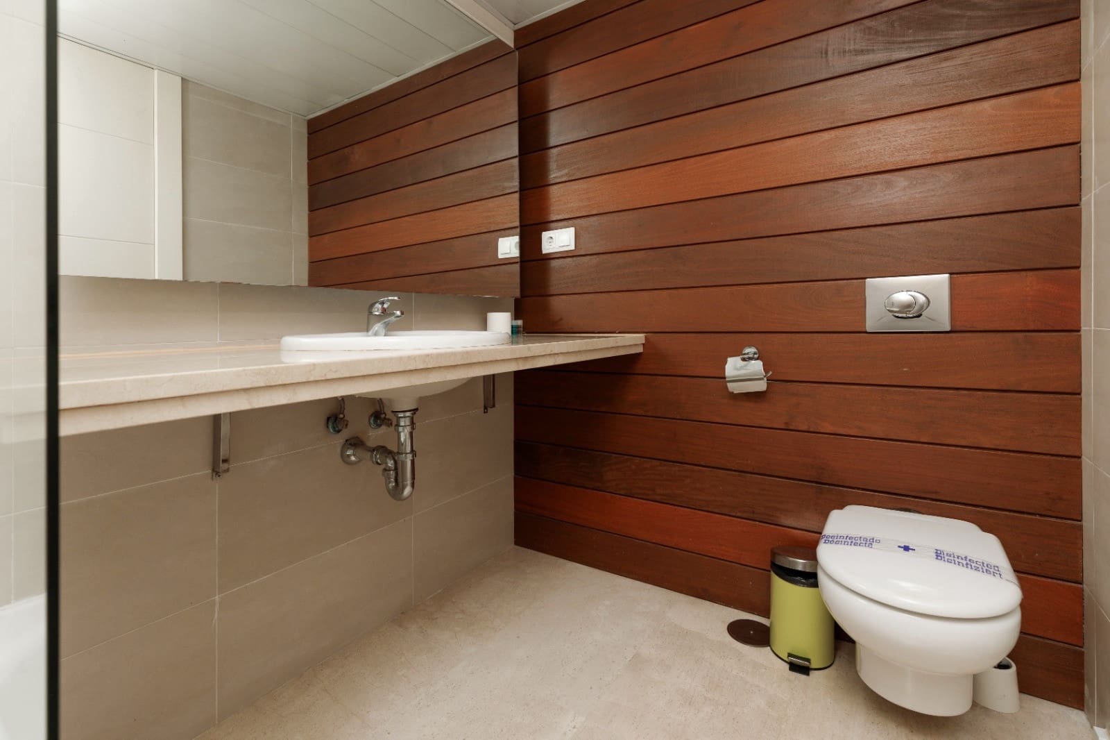 2 sypialnia Penthouse na sprzedaż w Manilva z basenem garażem - 420 000 € (Ref: 10044658)