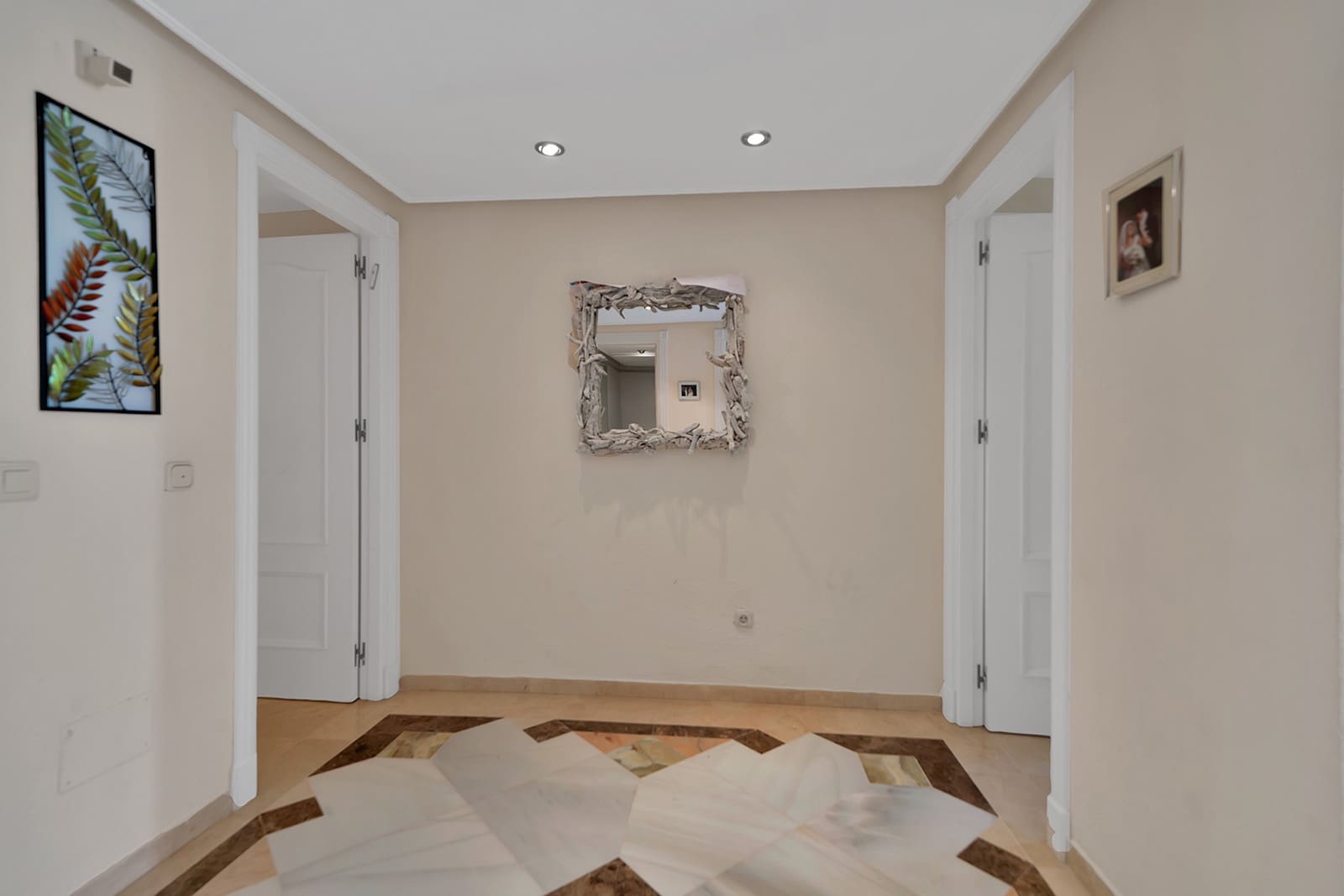 2 slaapkamer Appartement te koop in Estepona met zwembad garage - € 625.000 (Ref: 10044659)