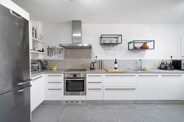4 makuuhuone Omakotitalo myytävänä paikassa Benahavís pueblo, Benahavís mukana uima-altaan 
autotalli - 535 000 € (Ref: 10044660)