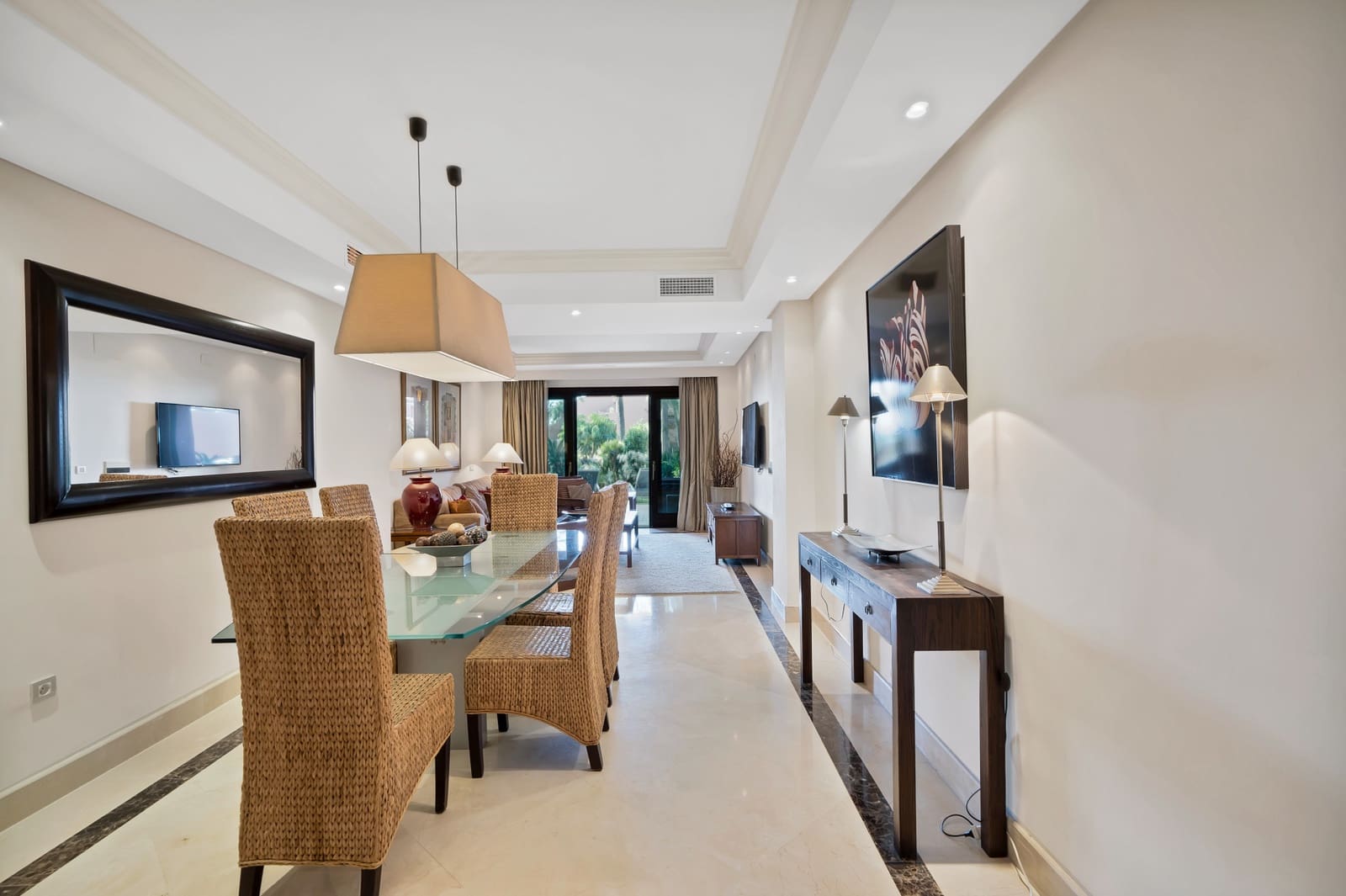 2 camera da letto Appartamento in vendita in New Golden Mile con piscina garage - 799.500 € (Rif: 10044661)