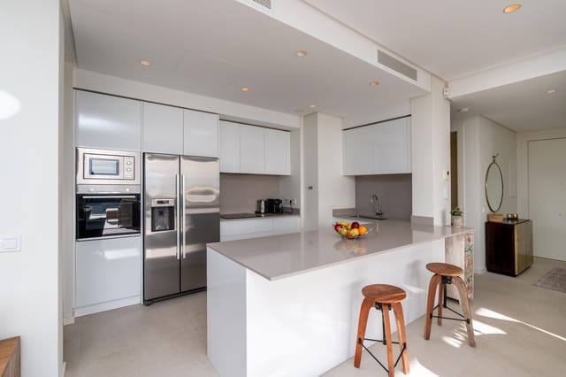 3 bedroom Apartment for sale in Montemayor - Marbella Club, Benahavís with pool garage - € 895,000 (Ref: 10044664)