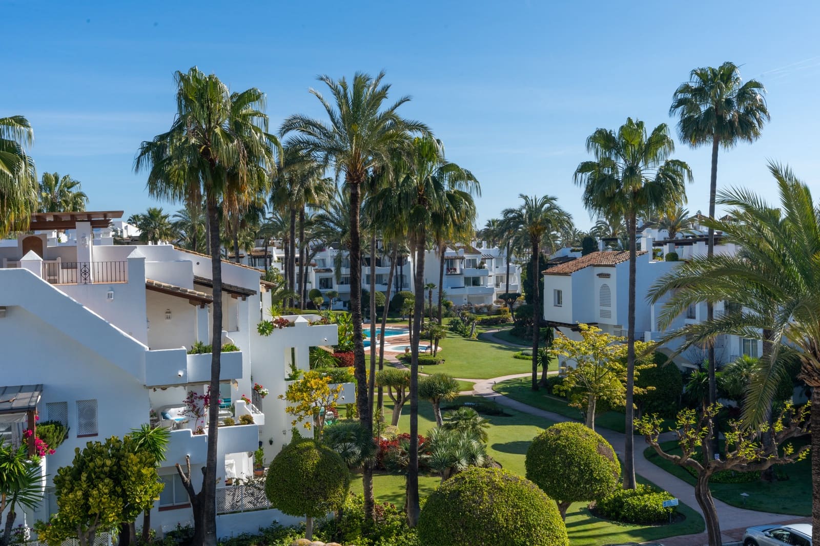 3 soveværelse Penthouse til salg i Estepona med swimmingpool - € 925.000 (Ref: 10044665)