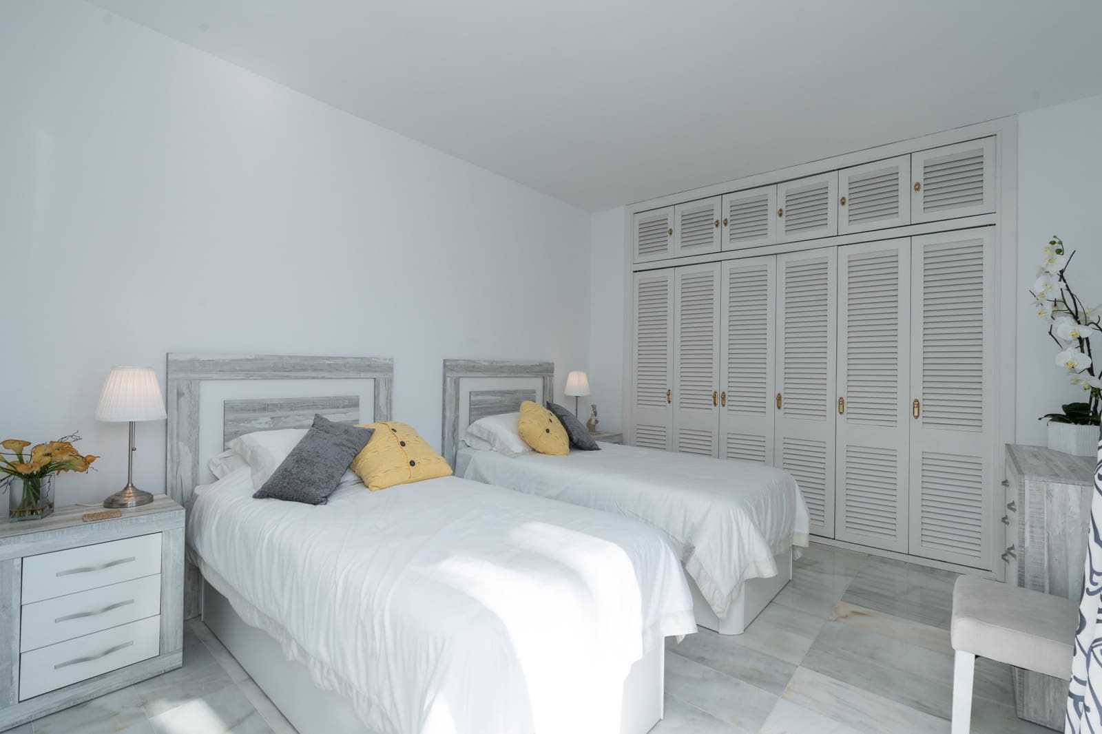 3 soveværelse Penthouse til salg i Estepona med swimmingpool - € 925.000 (Ref: 10044665)