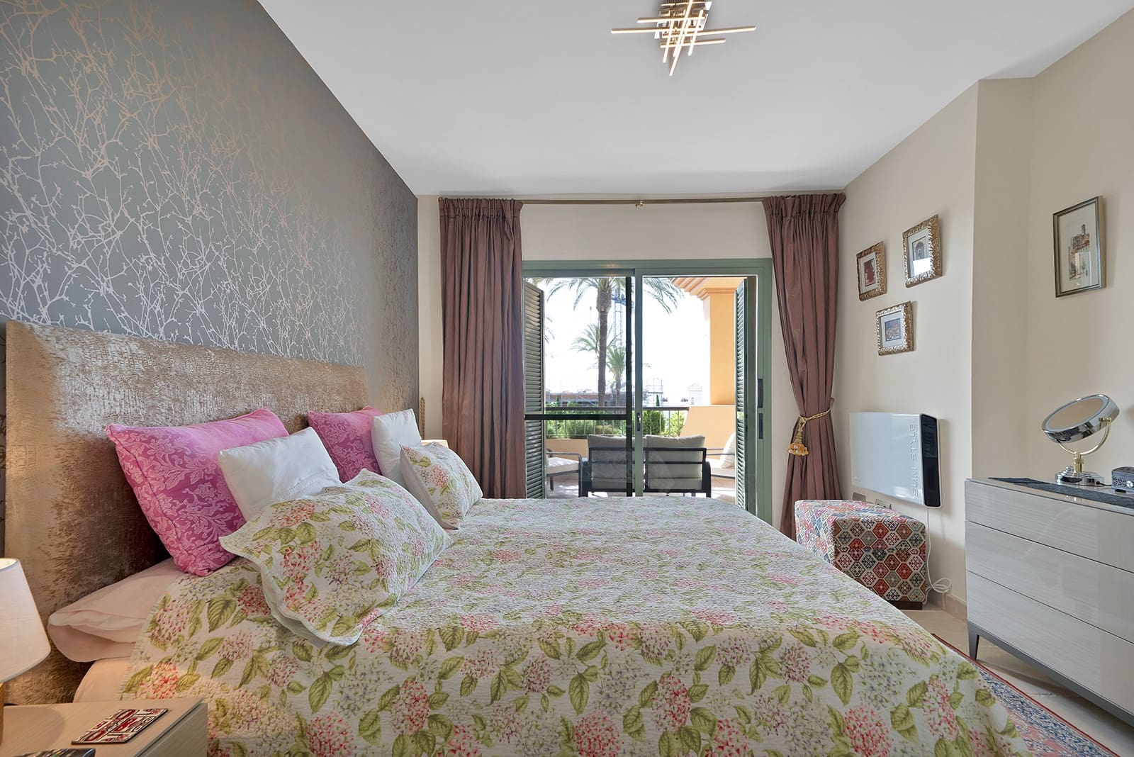 3 bedroom Apartment for sale in Los Flamingos with pool - € 750,000 (Ref: 10044666)