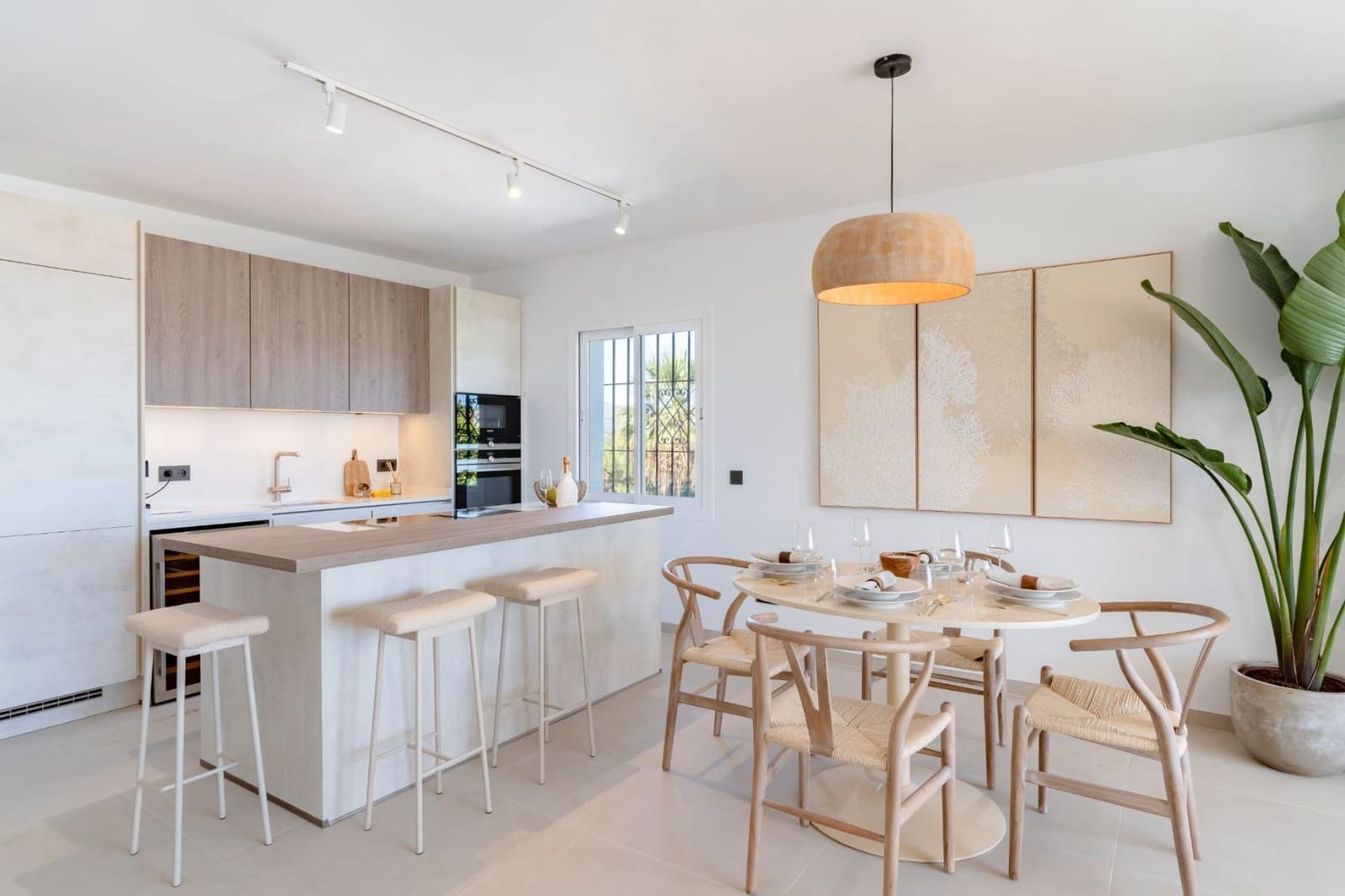 3 chambre Appartement à vendre à Marbella avec piscine garage - 890 000 € (Ref: 10044667)