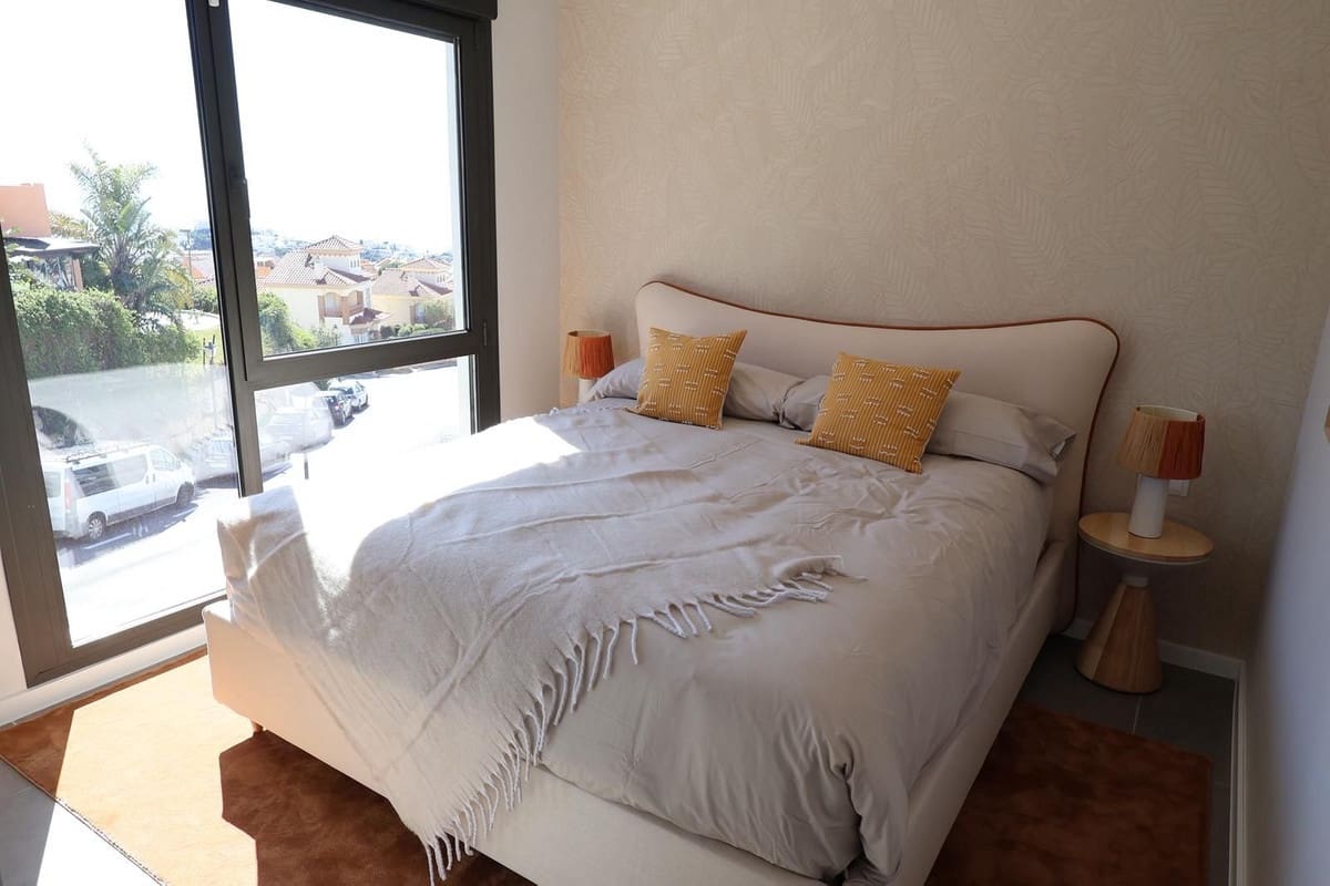 3 sypialnia Dom blizniak na sprzedaż w Mijas Costa z basenem garażem - 790 000 € (Ref: 10044669)