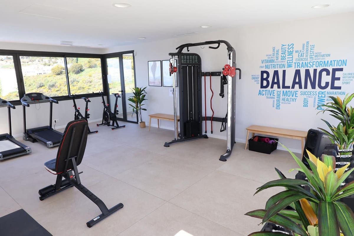3 sypialnia Dom blizniak na sprzedaż w Mijas Costa z basenem garażem - 790 000 € (Ref: 10044669)