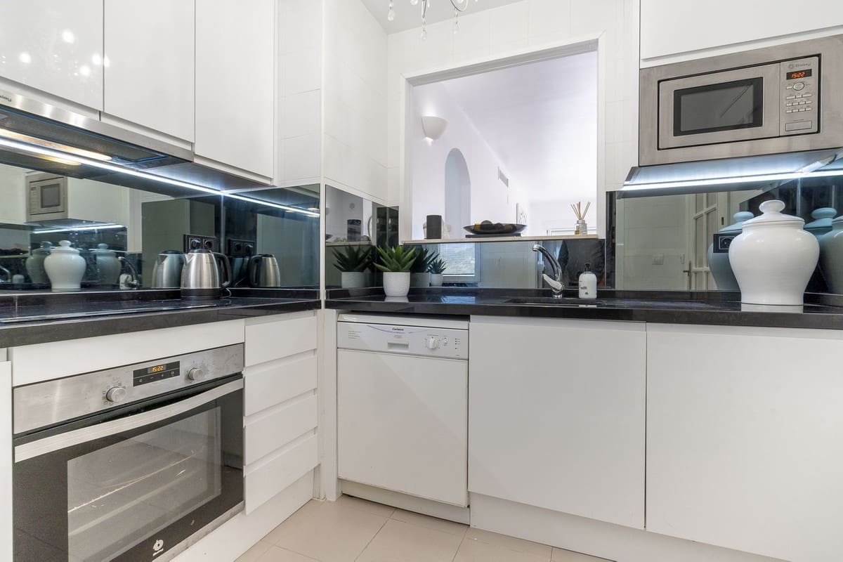 2 makuuhuone Kattohuoneisto myytävänä paikassa Mijas Costa mukana uima-altaan 
autotalli - 449 000 € (Ref: 10044671)