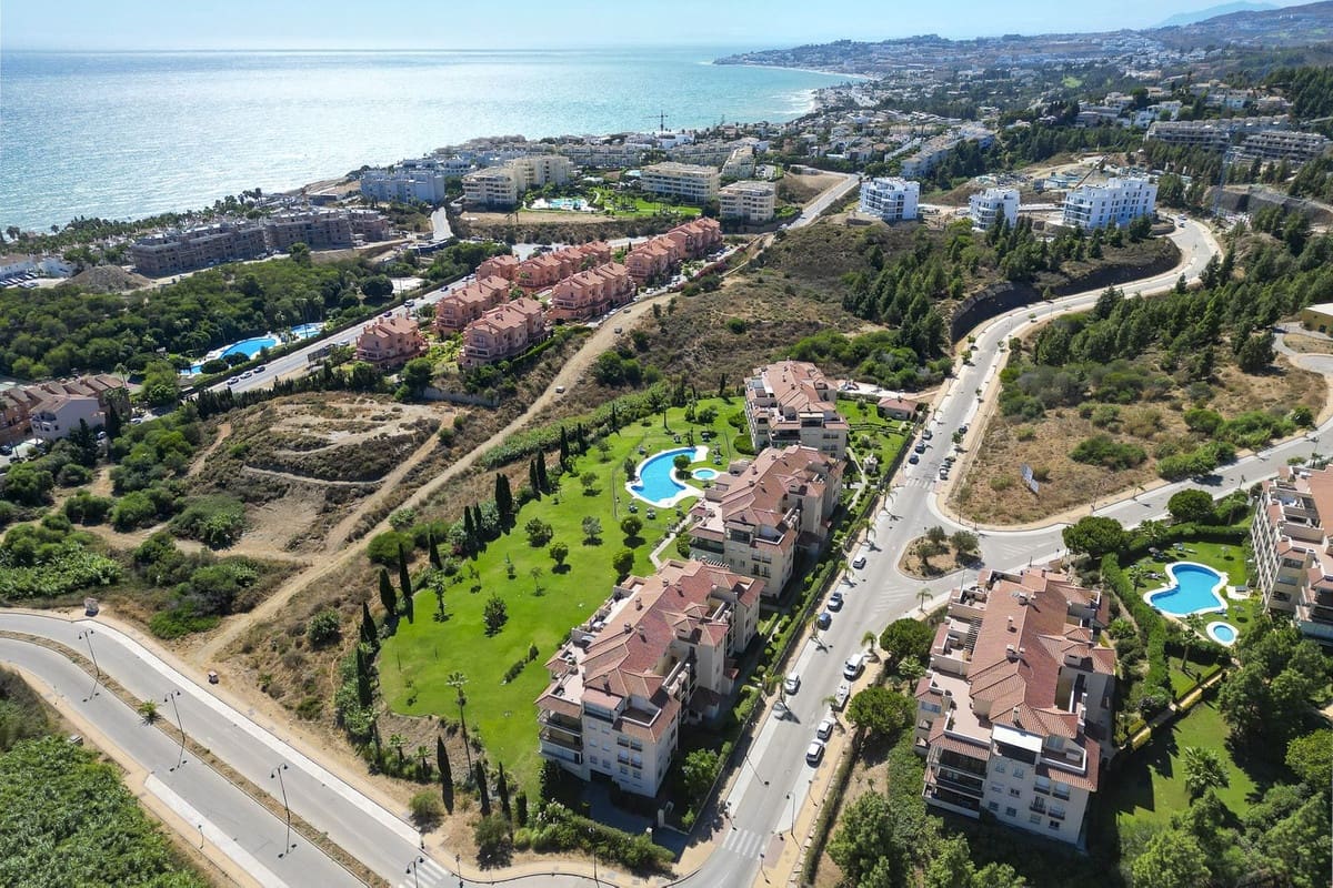 2 makuuhuone Kattohuoneisto myytävänä paikassa Mijas Costa mukana uima-altaan 
autotalli - 449 000 € (Ref: 10044671)