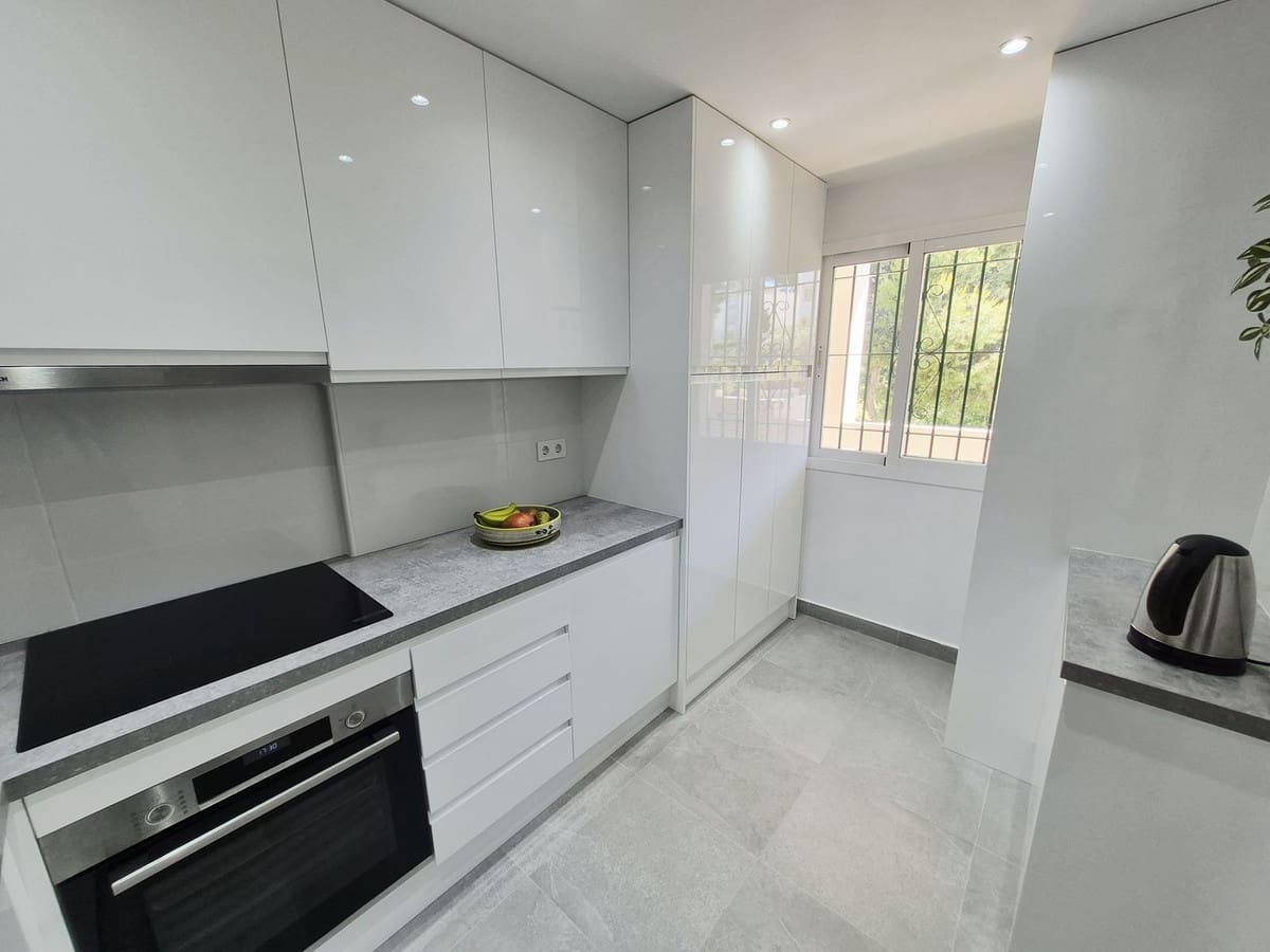 2 sypialnia Apartament na sprzedaż w Mijas Costa z basenem garażem - 350 000 € (Ref: 10044674)