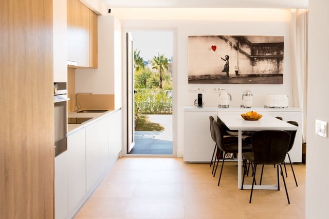 3 makuuhuone Huoneisto myytävänä paikassa Mijas Costa, Mijas mukana uima-altaan 
autotalli - 475 000 € (Ref: 10044678)