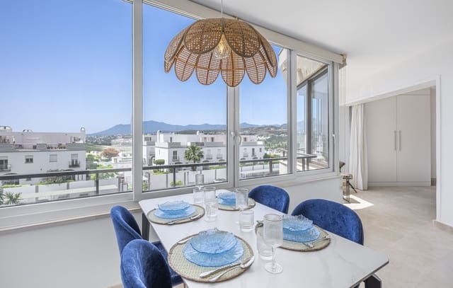 2 chambre Appartement à vendre à El Paraiso, Estepona avec piscine garage - 385 000 € (Ref: 10044681)