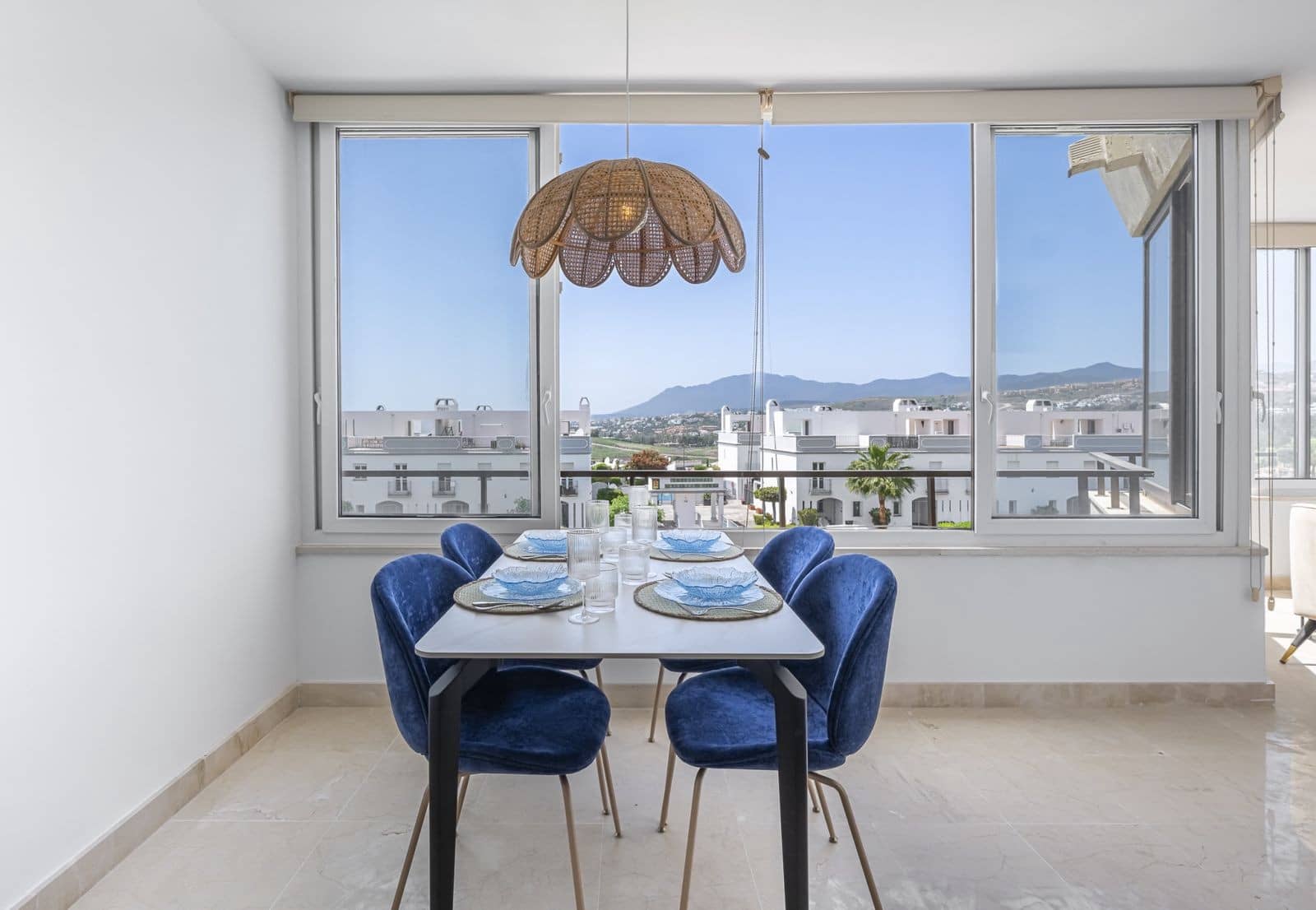 2 chambre Appartement à vendre à El Paraiso avec piscine garage - 385 000 € (Ref: 10044681)