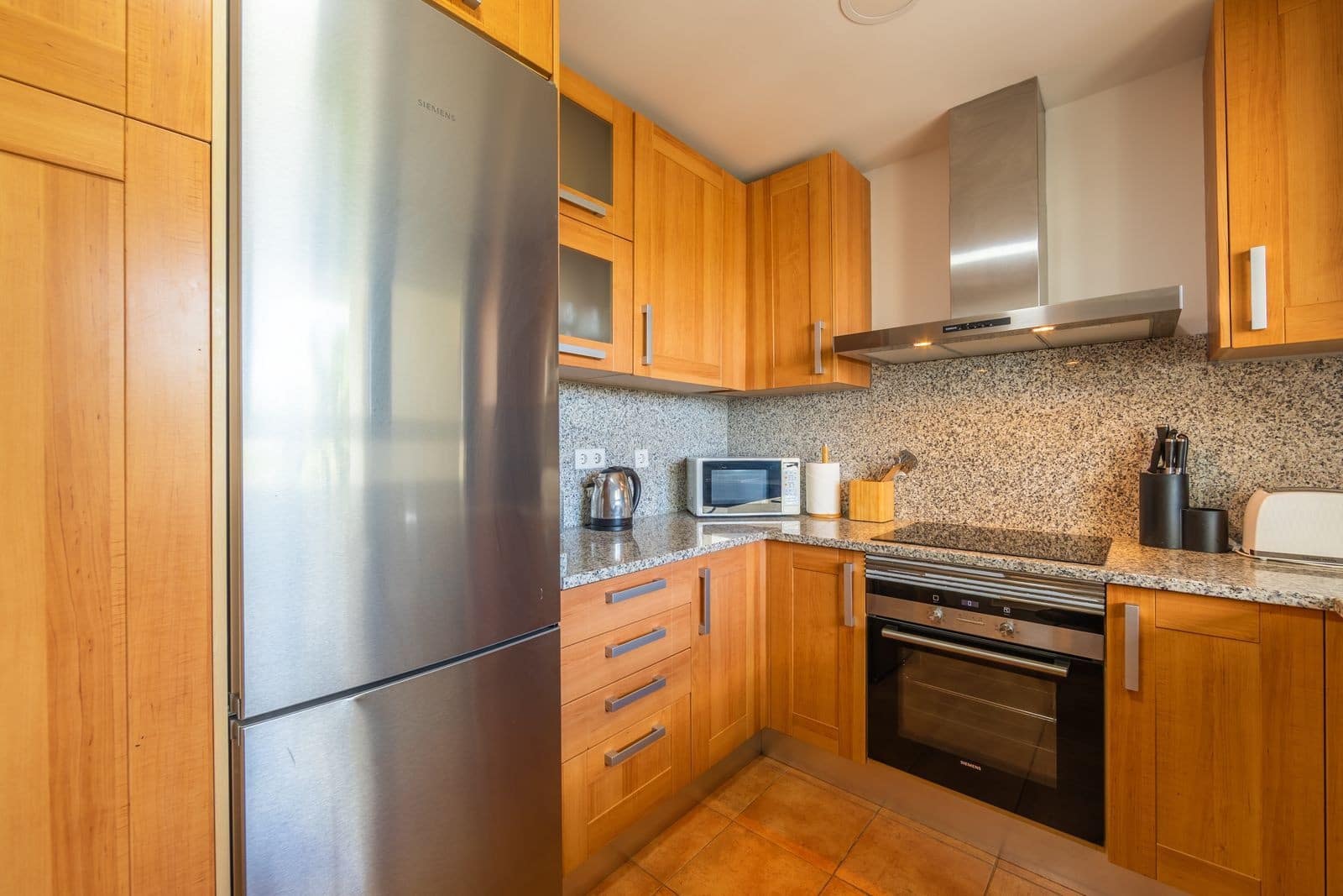 2 soverom Penthouse til salgs i Estepona med svømmebasseng garasje - € 480 000 (Ref: 10044684)