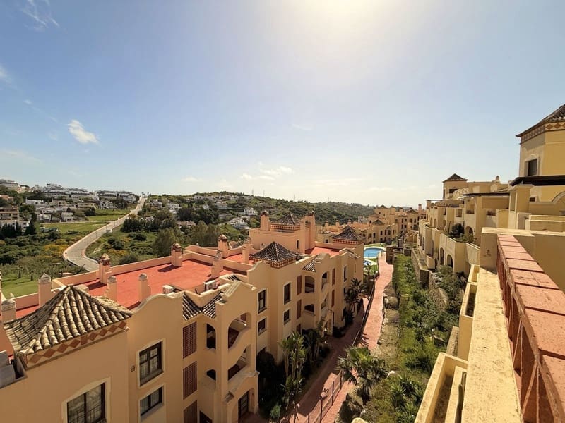 2 Zimmer Penthouse zu verkaufen in Estepona mit Pool Garage - 338.000 € (Ref: 10044685)