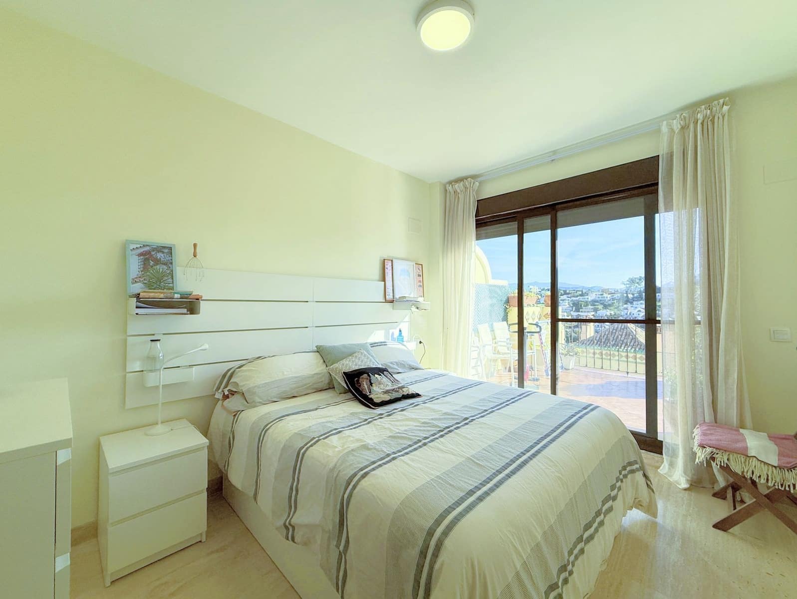 2 Zimmer Penthouse zu verkaufen in Estepona mit Pool Garage - 338.000 € (Ref: 10044685)