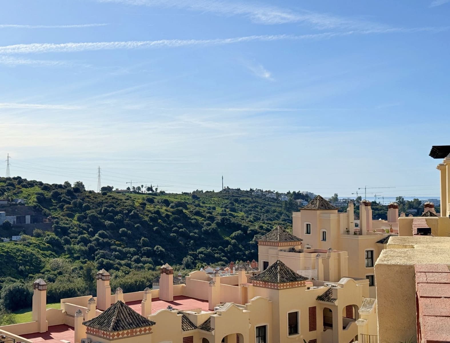 2 Zimmer Penthouse zu verkaufen in Estepona mit Pool Garage - 338.000 € (Ref: 10044685)