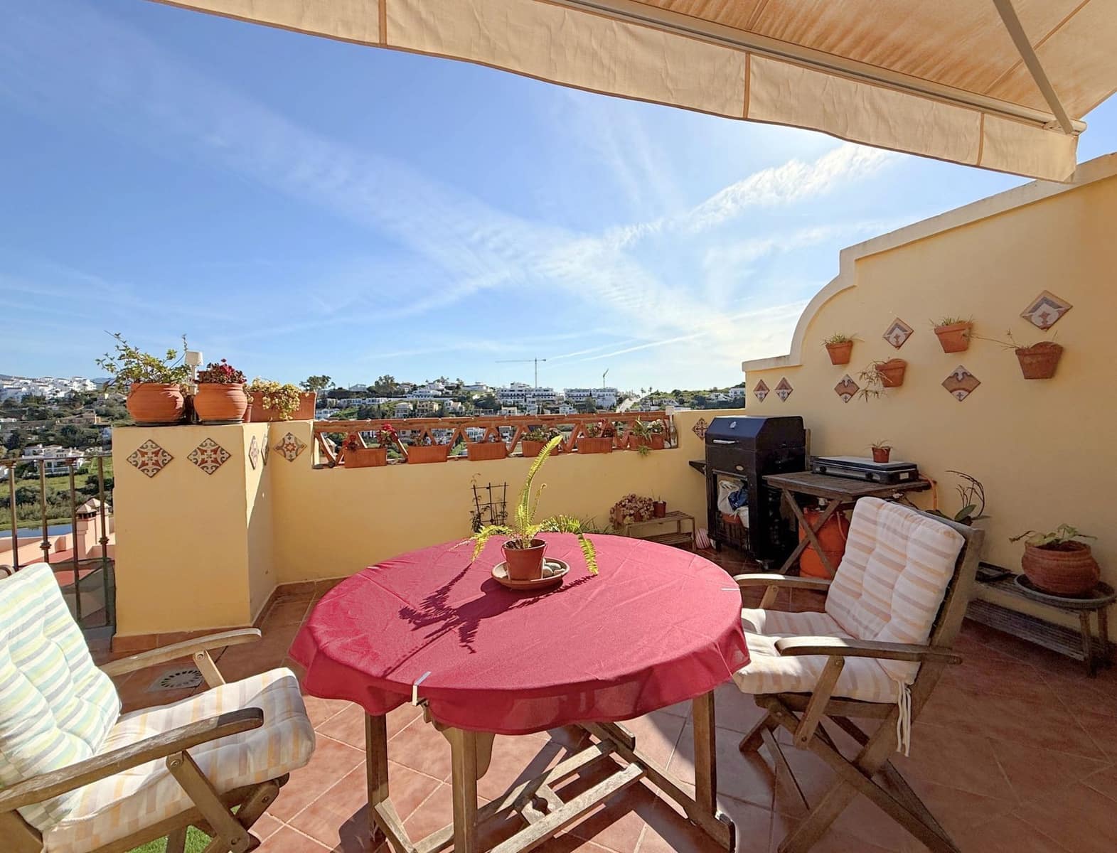 2 Zimmer Penthouse zu verkaufen in Estepona mit Pool Garage - 338.000 € (Ref: 10044685)
