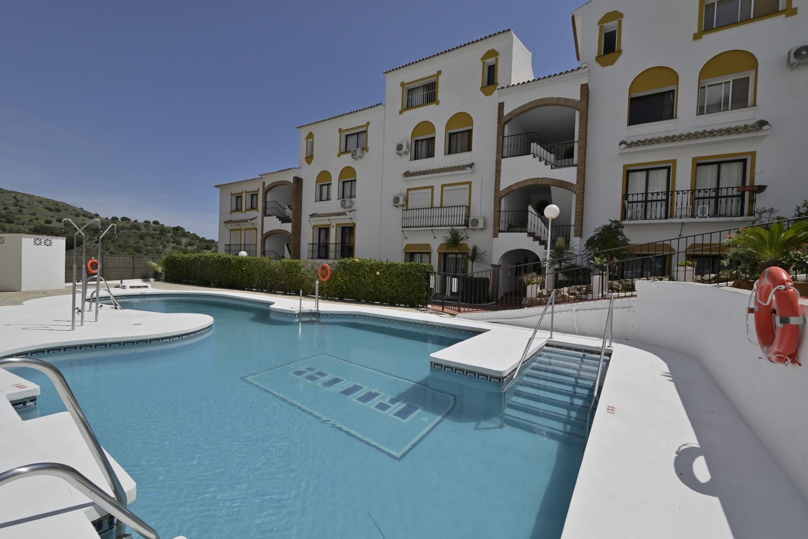 2 sovrum Lägenhet till salu i Calahonda med pool garage - 289 000 € (Ref: 10044687)