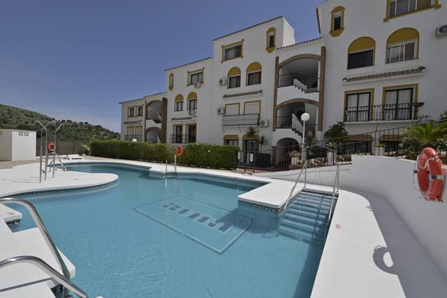 2 sovrum Lägenhet till salu i Calahonda, Mijas med pool garage - 289 000 € (Ref: 10044687)