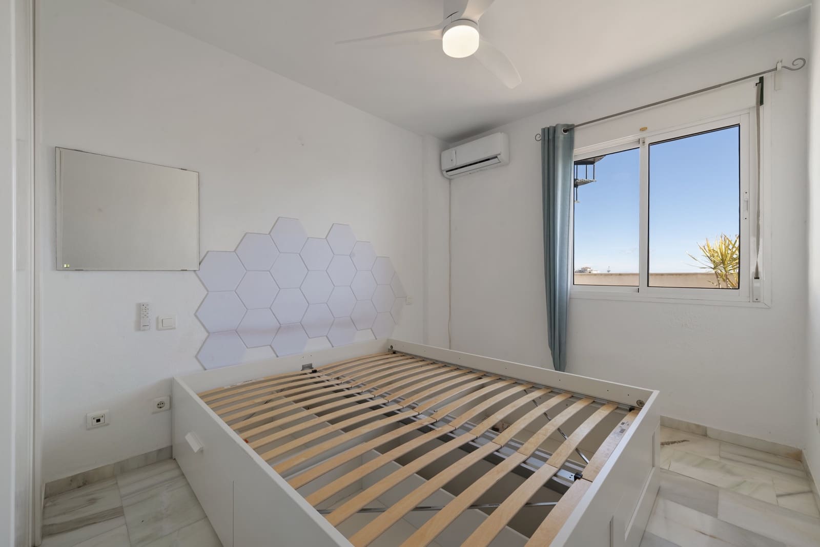 2 makuuhuone Kattohuoneisto myytävänä paikassa Mijas Costa mukana uima-altaan 
autotalli - 339 000 € (Ref: 10044689)