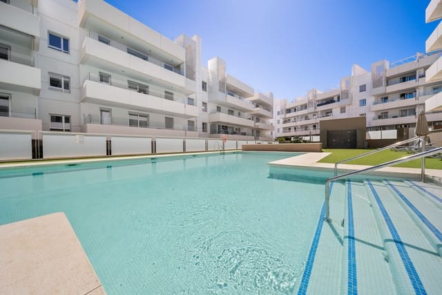 3 makuuhuone Huoneisto myytävänä paikassa Nueva Alcántara, Marbella mukana uima-altaan 
autotalli - 635 000 € (Ref: 10075440)