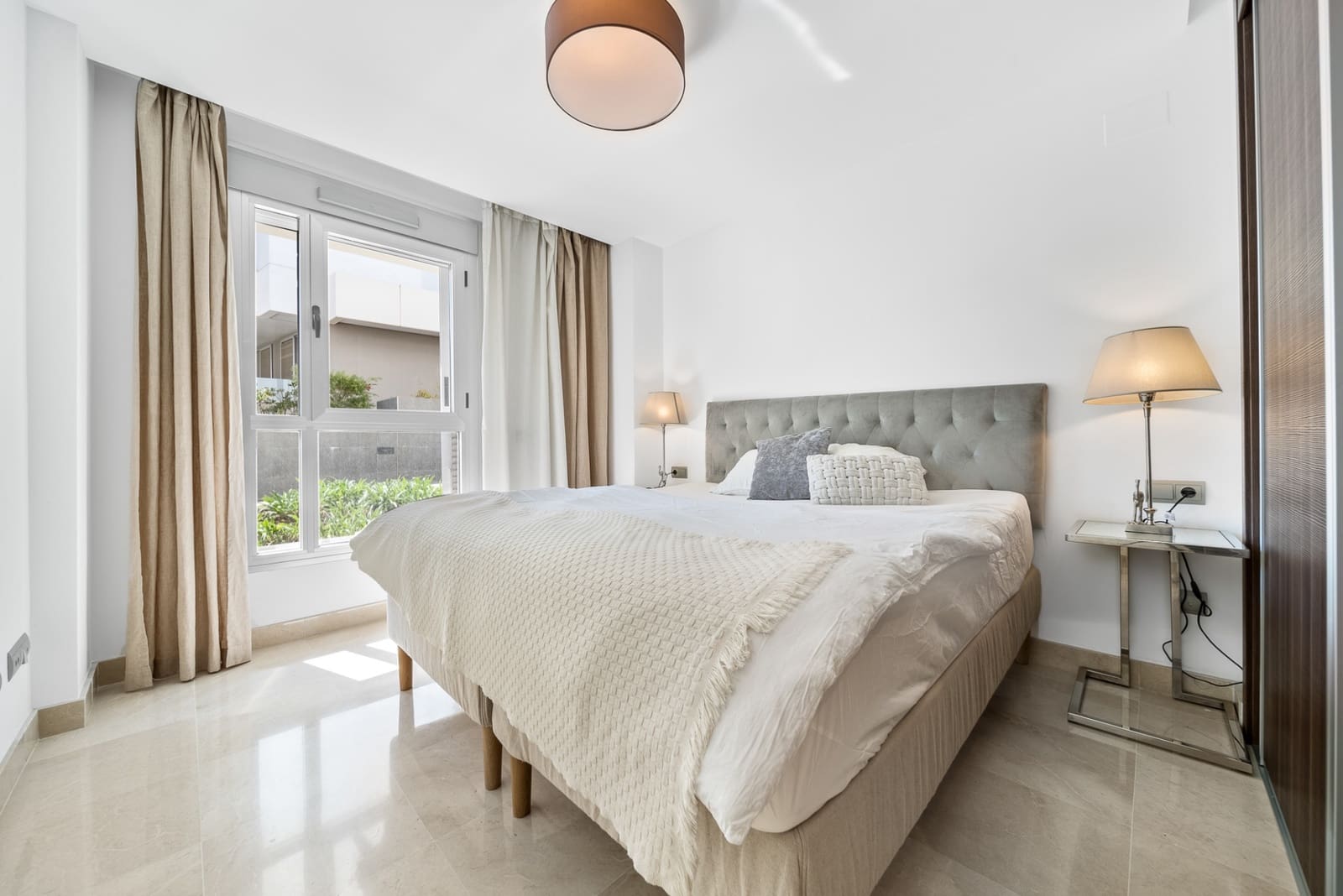 3 bedroom Apartment for sale in San Pedro de Alcantara with pool garage - € 635,000 (Ref: 10075440)