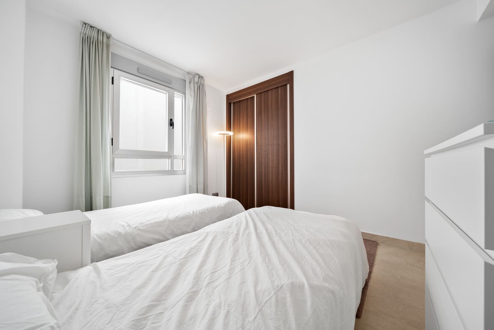 3 bedroom Apartment for sale in San Pedro de Alcantara with pool garage - € 635,000 (Ref: 10075440)