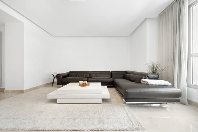 3 Zimmer Apartment zu verkaufen in Nueva Alcántara, Marbella mit Pool Garage - 635.000 € (Ref: 10075440)
