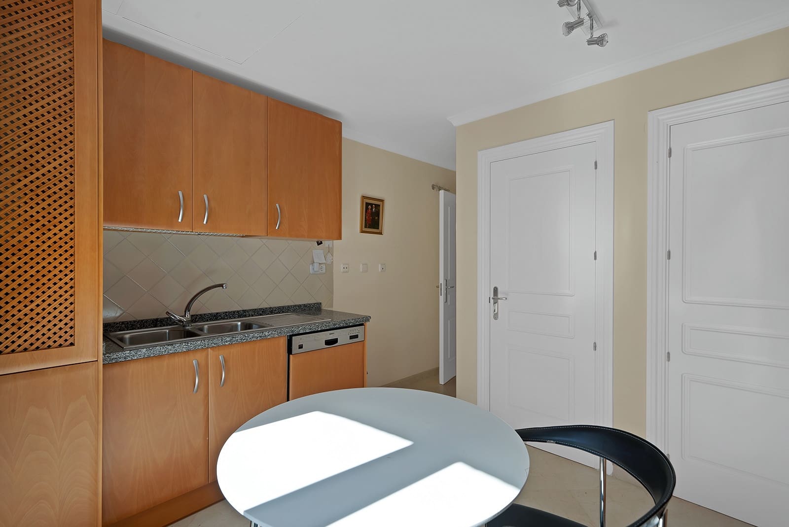 3 slaapkamer Huis te koop in Benahavis met zwembad garage - € 575.000 (Ref: 10146392)