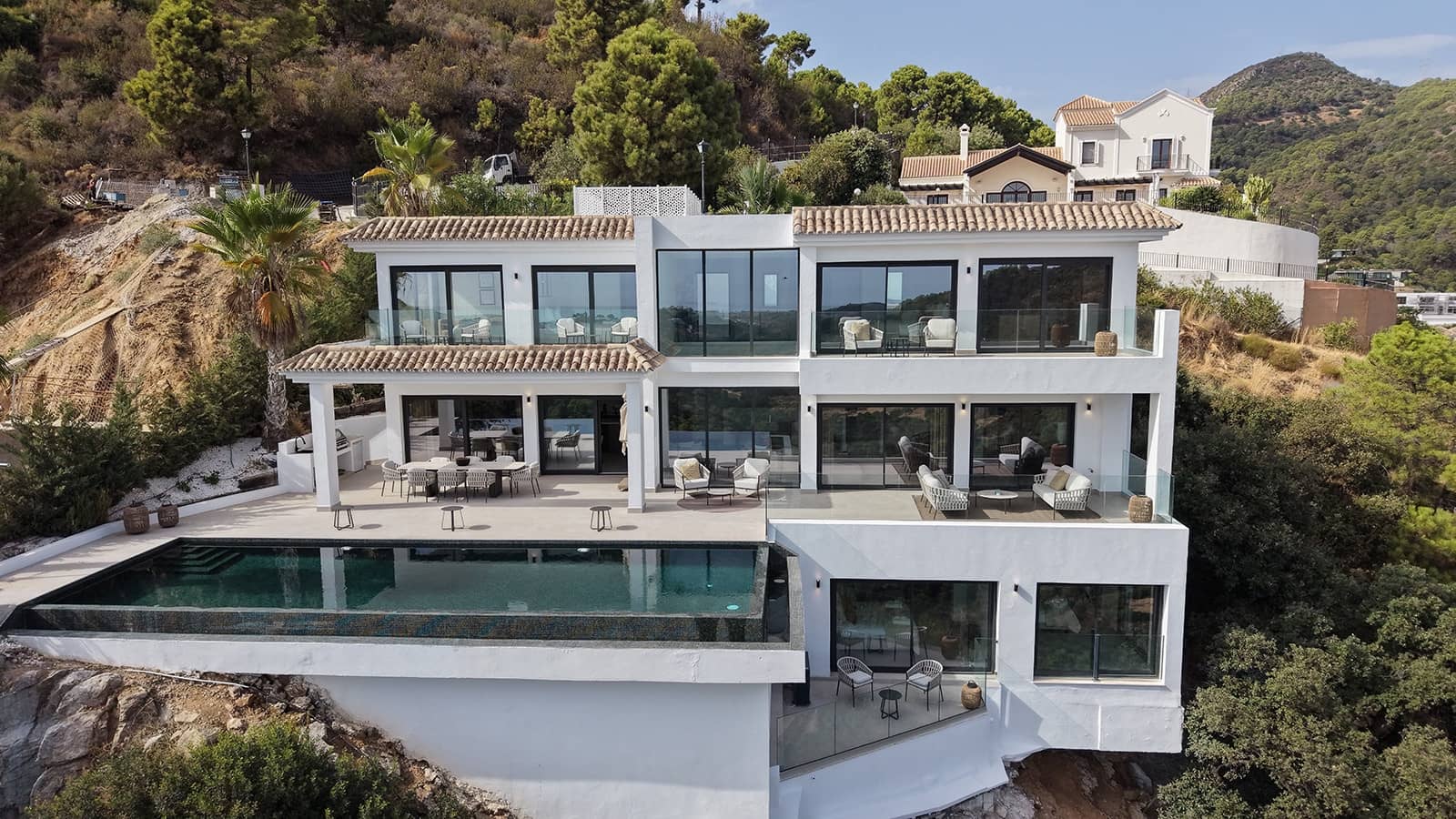 5 sypialnia Willa na sprzedaż w Benahavis z basenem garażem - 3 875 000 € (Ref: 10146393)