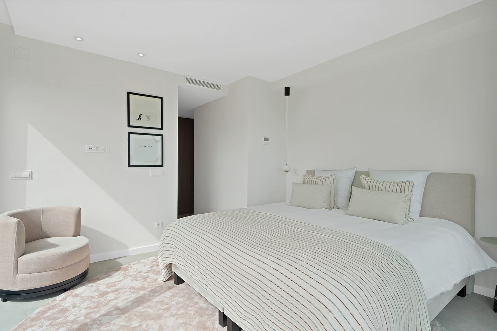 5 sypialnia Willa na sprzedaż w Benahavis z basenem garażem - 3 875 000 € (Ref: 10146393)