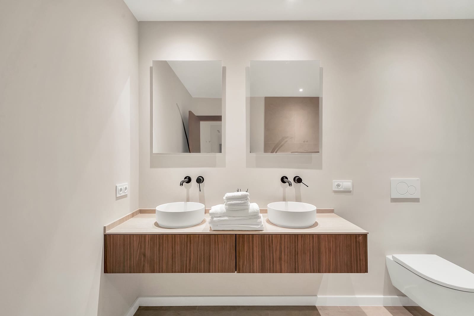 5 sypialnia Willa na sprzedaż w Benahavis z basenem garażem - 3 875 000 € (Ref: 10146393)