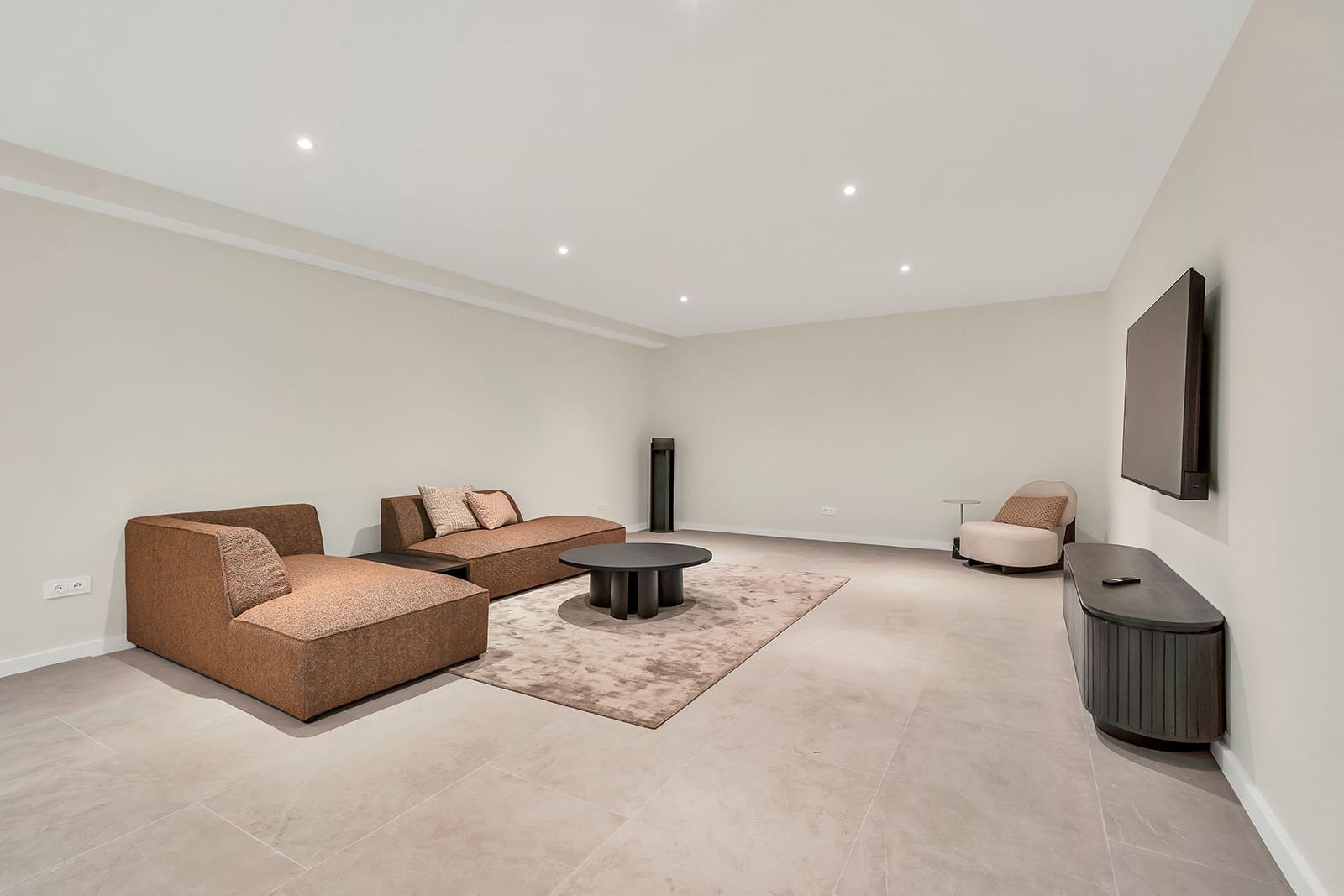 5 sypialnia Willa na sprzedaż w Benahavis z basenem garażem - 3 875 000 € (Ref: 10146393)