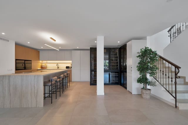 5 camera da letto Villa in vendita in Benalmádena pueblo, Benalmádena con piscina garage - 1.600.000 € (Rif: 10150297)