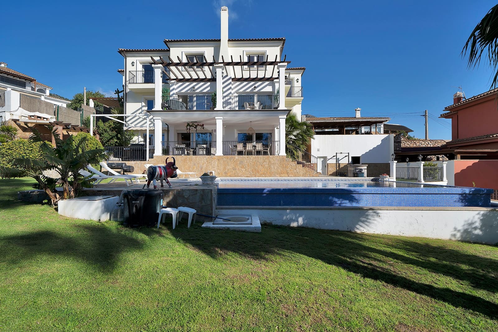 5 soverom Villa til salgs i Benalmadena med svømmebasseng garasje - € 1 600 000 (Ref: 10150297)