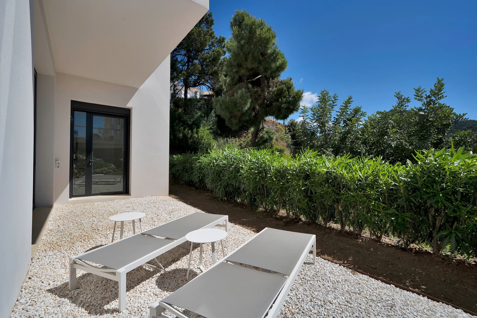 5 soverom Villa til salgs i Nueva Andalucia med svømmebasseng garasje - € 3 195 000 (Ref: 10150298)
